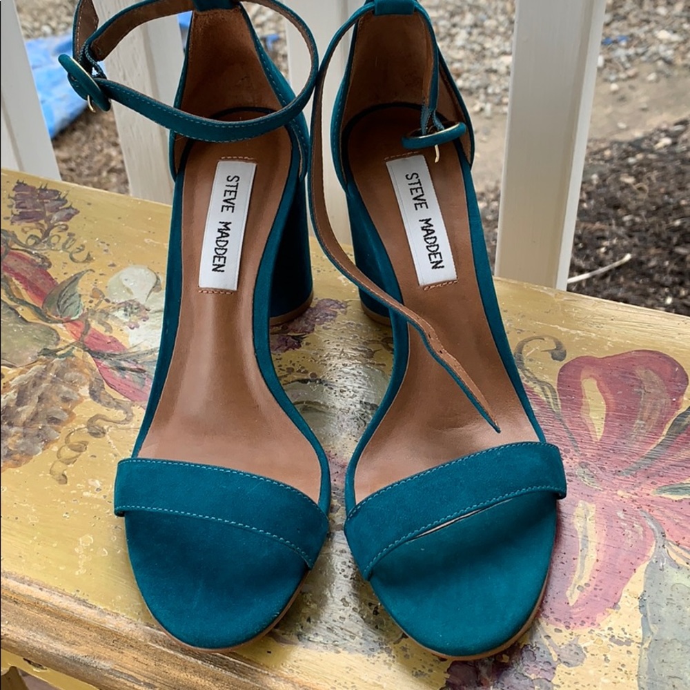 Steve Madden teal sandals